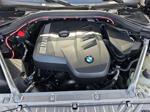 Used 2025 BMW X3 xDrive30i w/ Premium Package image 31
