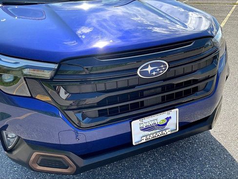 Used 2025 Subaru Forester Sport image 29