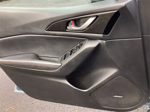 Used 2014 MAZDA MAZDA3 i Grand Touring image 27