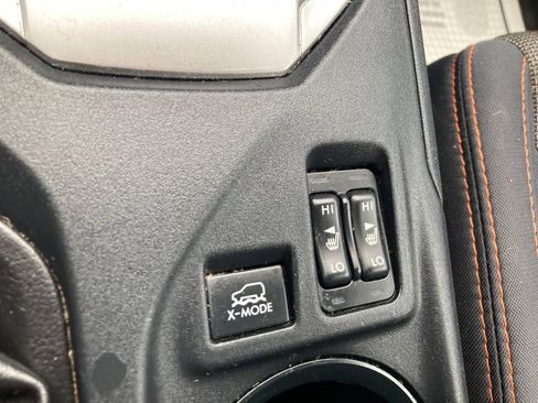 Used 2019 Subaru Crosstrek 2.0i Premium AWD/4WD image 39