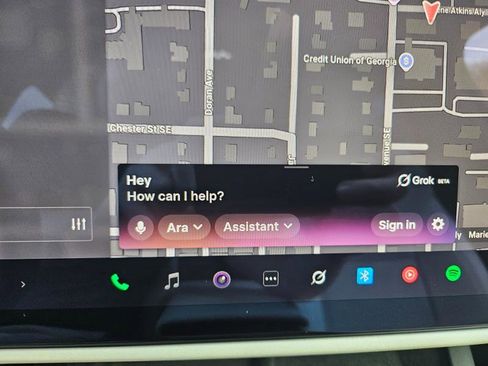 Used 2022 Tesla Model X image 44