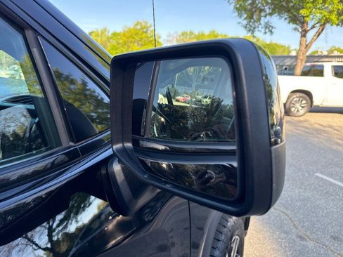 Used 2024 GMC Sierra 1500 AT4 w/ Technology Package image 15