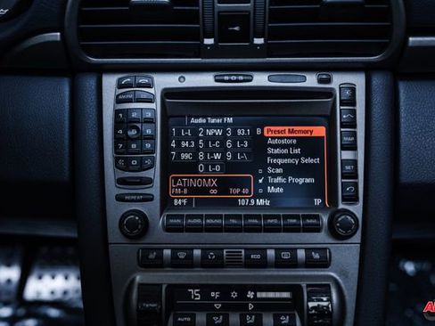 Used 2005 Porsche 911 Carrera image 12