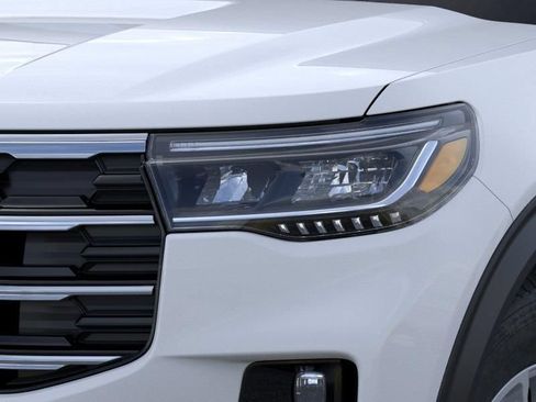 New 2026 Ford Explorer Active w/ Active Comfort Package RWD image 18