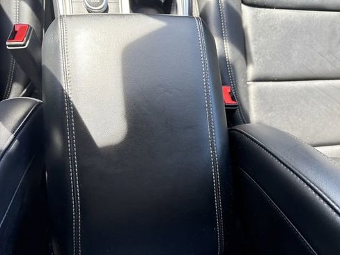 Certified 2023 Ford Explorer XLT w/ Equipment Group 202A image 36