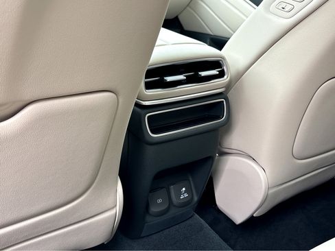 New 2026 Genesis GV80 2.5T Advanced image 29