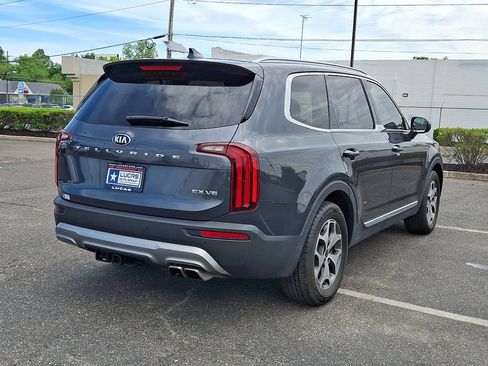 Used 2020 Kia Telluride EX w/ Towing Package FWD image 11