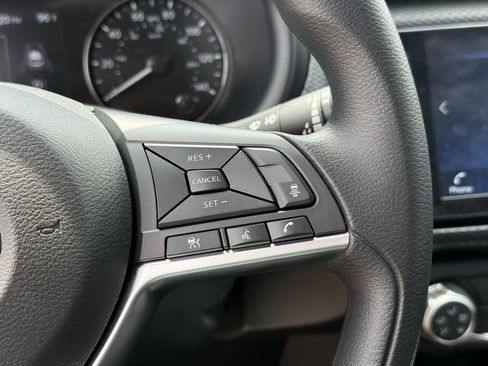 Used 2024 Nissan Kicks SV w/ Exterior Package FWD image 18