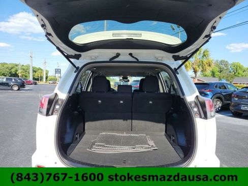 Used 2017 Toyota RAV4 XLE w/ All Weather Liner Package AWD/4WD image 20