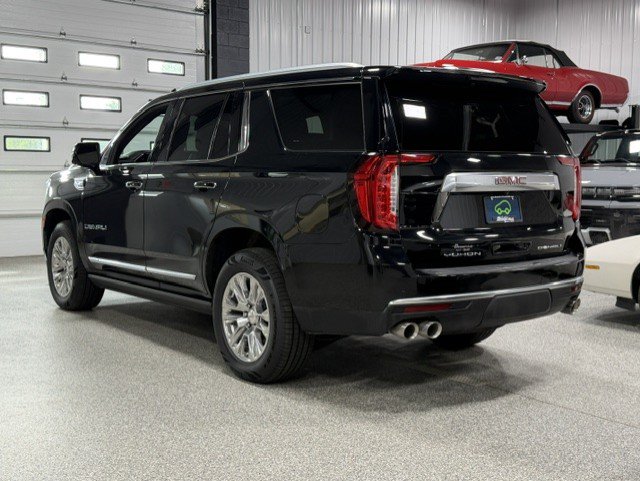 Certified 2023 GMC Yukon Denali AWD/4WD image 3
