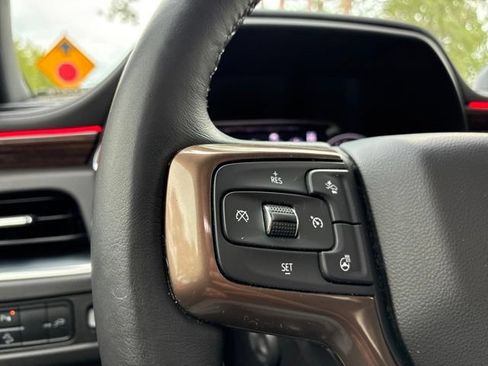 Used 2021 Chevrolet Suburban High Country AWD/4WD image 26