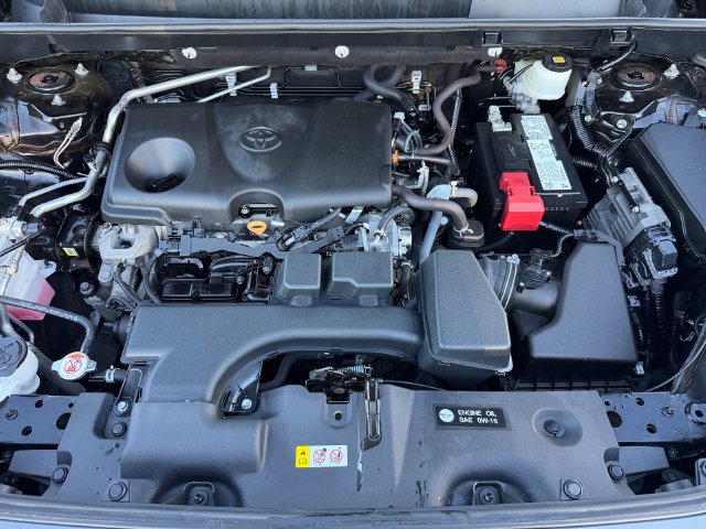 Certified 2023 Toyota RAV4 LE FWD image 37
