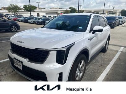 Used 2025 Kia Sorento LX