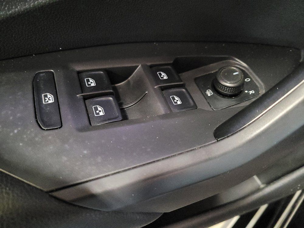 Used 2019 Volkswagen Jetta GLI FWD image 27