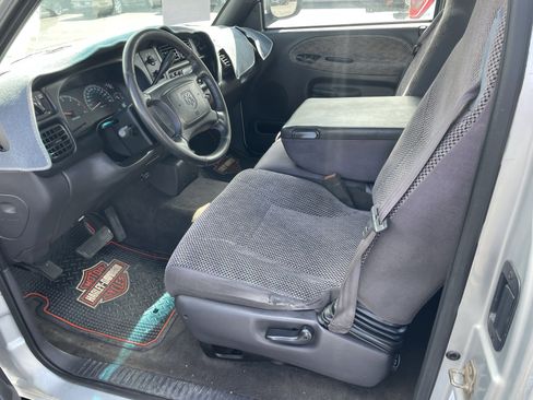 Used 2001 Dodge Ram 2500 Truck 2WD Quad Cab image 14