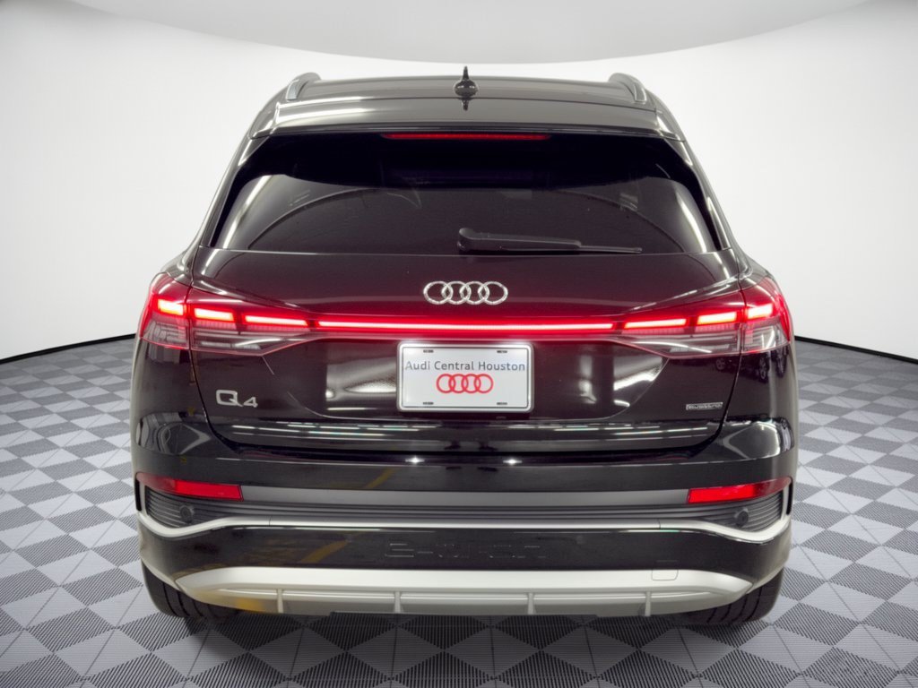 Used 2024 Audi Q4 e-tron Prestige AWD/4WD image 11