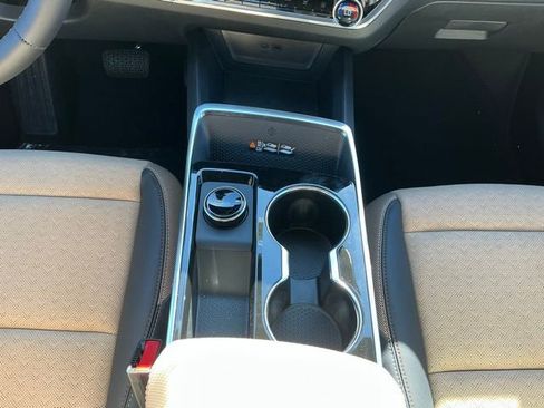 New 2026 Chevrolet Equinox ACTIV w/ Convenience Package III AWD/4WD image 23