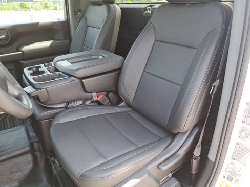 Used 2025 Chevrolet Silverado 2500 W/T w/ WT Convenience Package AWD/4WD image 12