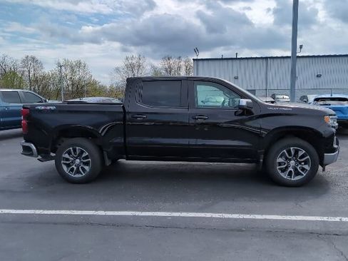 Used 2024 Chevrolet Silverado 1500 LT image 3
