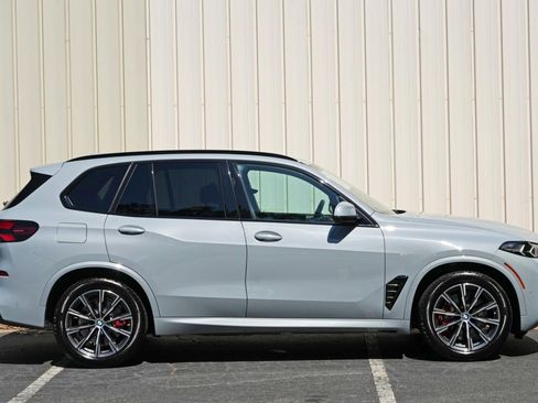 Used 2026 BMW X5 xDrive50e w/ M Sport Package AWD/4WD image 58