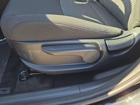 New 2026 Kia Sportage LX FWD image 20