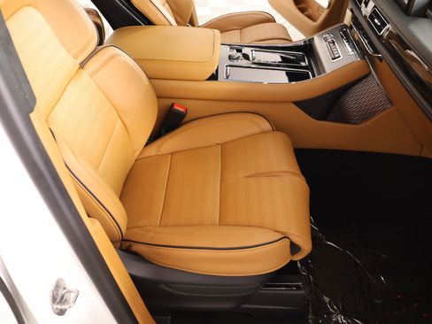 New 2026 Lincoln Aviator Black Label AWD/4WD image 14