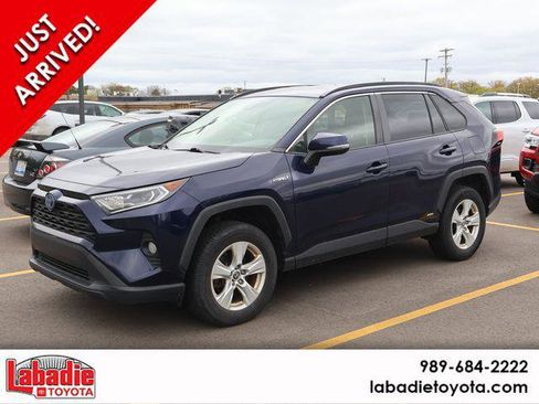 Certified 2021 Toyota RAV4 XLE AWD/4WD image 1