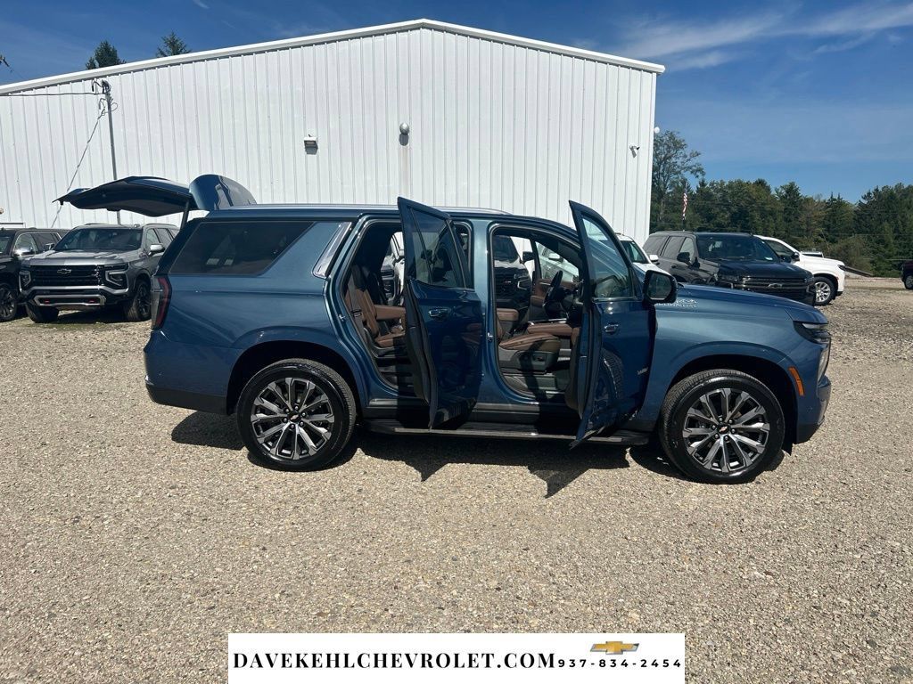 Used 2026 Chevrolet Tahoe High Country w/ Sun And Tow Package AWD/4WD image 15