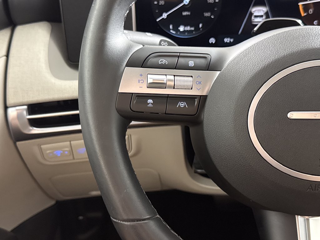 Certified 2025 Hyundai Tucson SEL FWD image 17