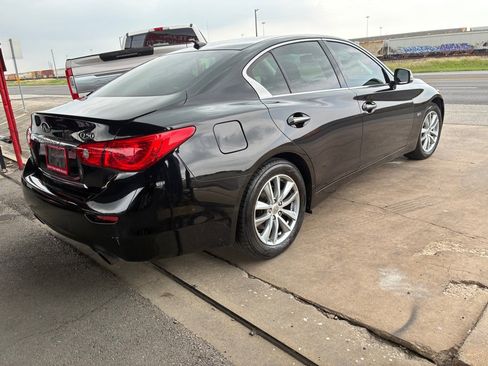 Used 2017 INFINITI Q50 2.0t RWD image 17