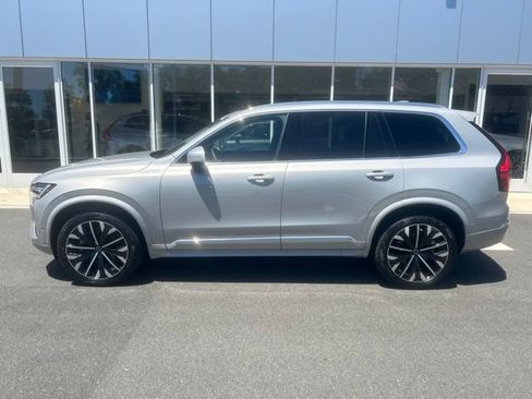 Certified 2025 Volvo XC90 B6 Plus AWD/4WD image 2
