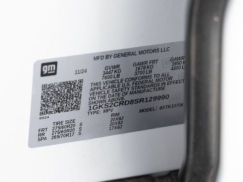Used 2025 GMC Yukon AT4 AWD/4WD image 19