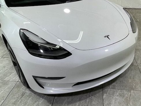 Used 2023 Tesla Model 3 Standard Range image 8