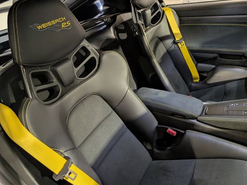 Used 2024 Porsche 718 Cayman GT4 RS image 25