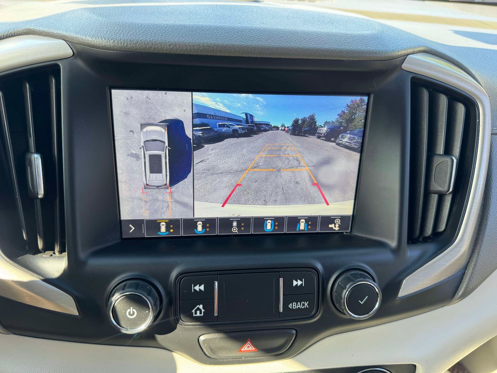 Used 2019 GMC Terrain Denali w/ Advanced Safety Package AWD/4WD image 30