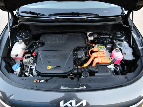 Used 2023 Kia Niro EX Touring image 33