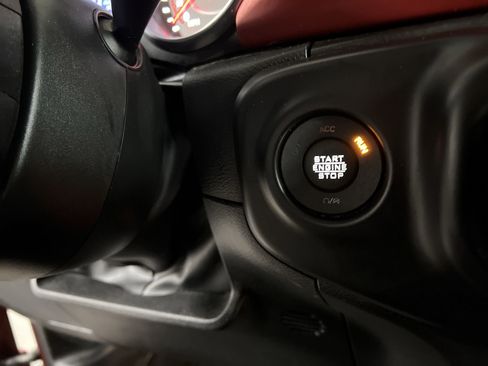 Used 2022 Jeep Wrangler Unlimited Rubicon w/ Cold Weather Group image 52