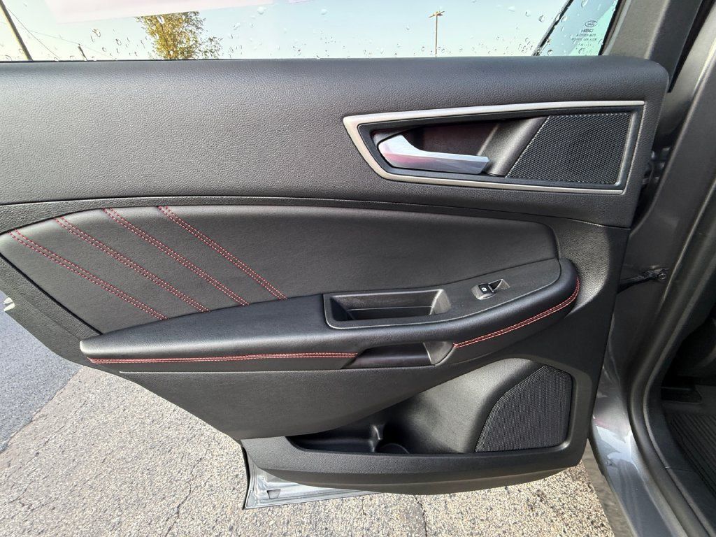 Used 2024 Ford Edge ST-Line AWD/4WD image 22