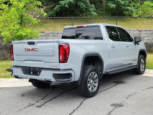 Used 2024 GMC Sierra 1500 AT4 w/ AT4 Carbonpro Edition AWD/4WD image 2