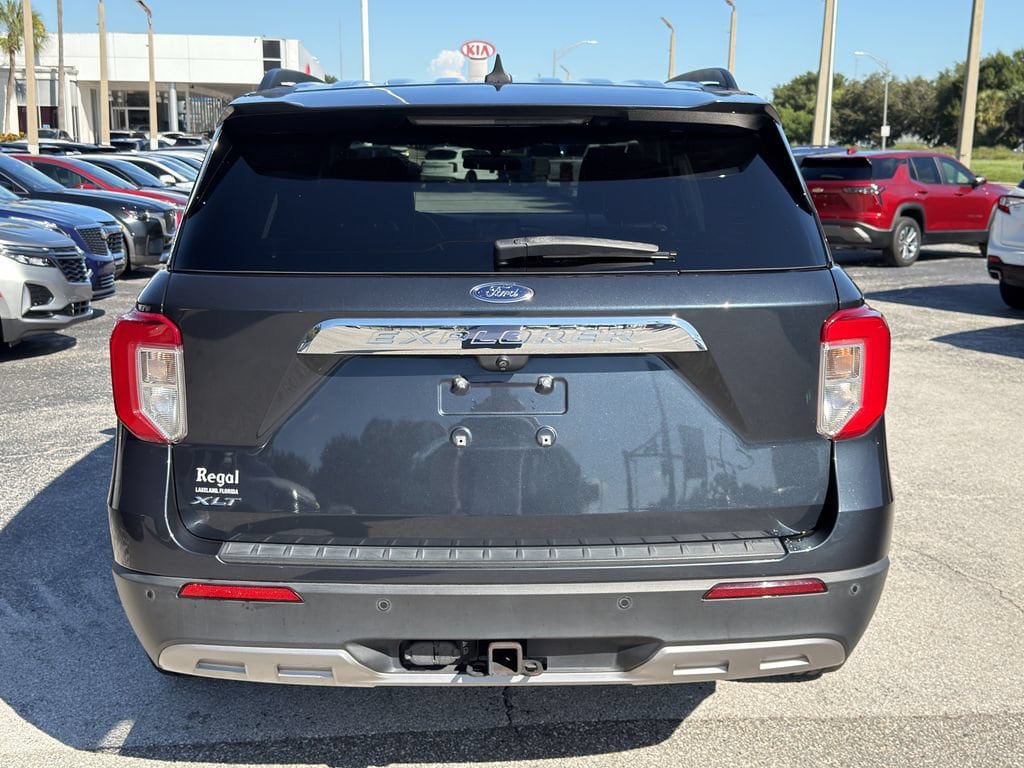 Used 2022 Ford Explorer XLT w/ Equipment Group 202A RWD image 6