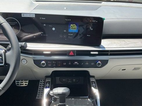 New 2025 Kia Sorento SX image 19