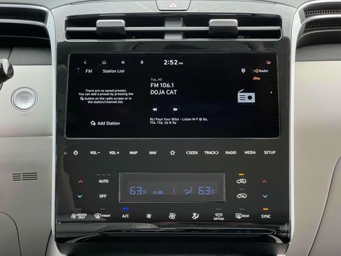 Certified 2024 Hyundai Tucson Limited image 19