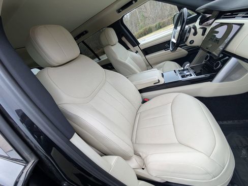 Used 2023 Land Rover Range Rover SE image 31