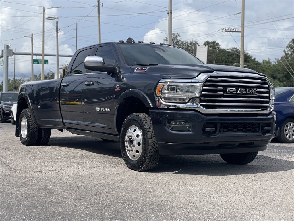 Used 2022 RAM 3500 Limited AWD/4WD image 11