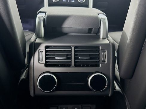 New 2025 Land Rover Discovery S image 25