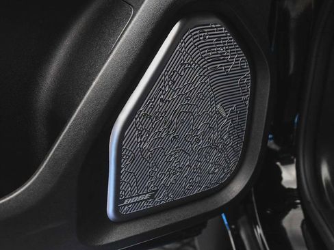 Used 2025 GMC Hummer EV 2X w/ Extreme Off-Road Package image 10