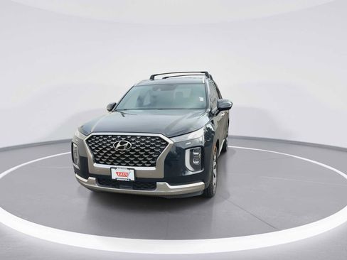 Used 2022 Hyundai Palisade Calligraphy w/ Cargo Package FWD image 3