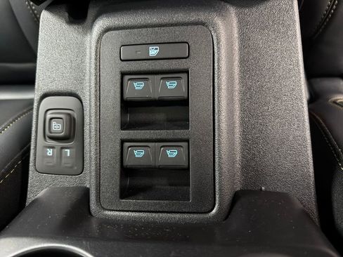 New 2026 Ford Bronco Badlands image 16