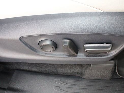 New 2026 Toyota Tacoma Limited image 44