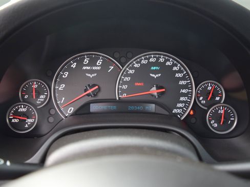 Used 2005 Chevrolet Corvette Coupe w/ Preferred Equipment Group image 10